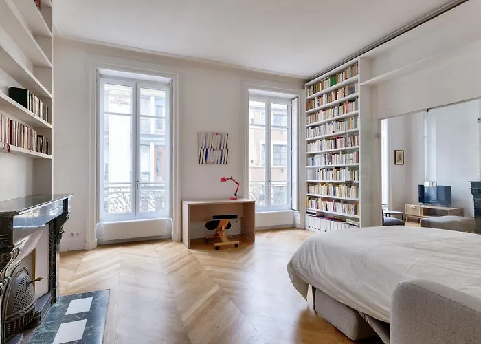 Appartement Au Coeur De La Presqu\'Ile